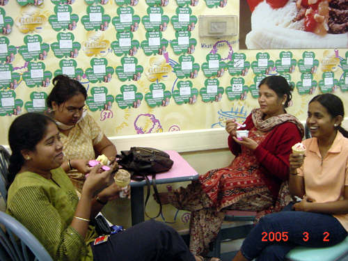 dsc04577_small.jpg